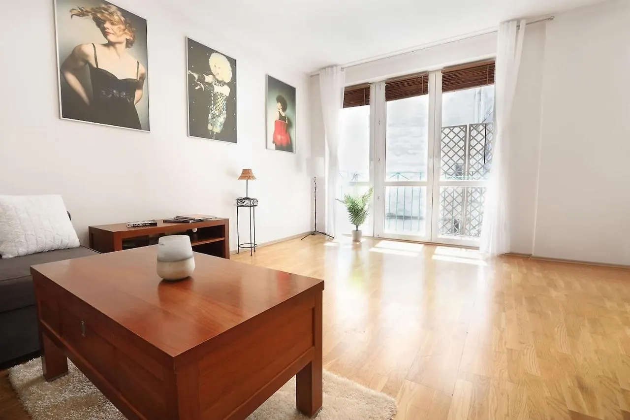Cosy And Bright- Golden Apartments- Old Town Varšava Apartmán
